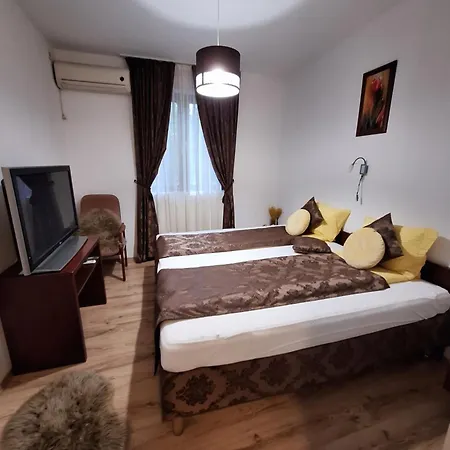 Bed & Breakfast Neon2 - Vendeghaz
